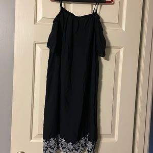 Black, strappy sundress, scalloped bottom with white stitching, small, Old Navy